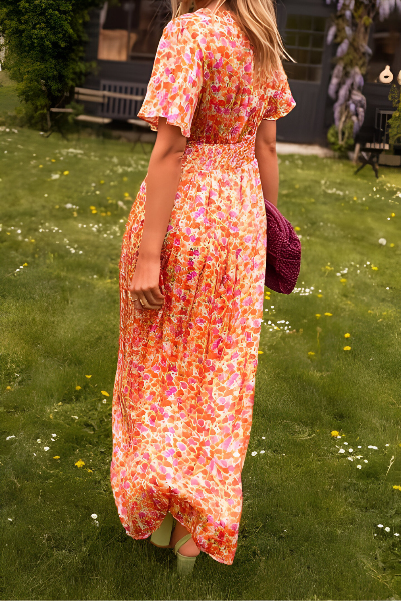 Ava Feminine Fit V-Neck Maxi Dress