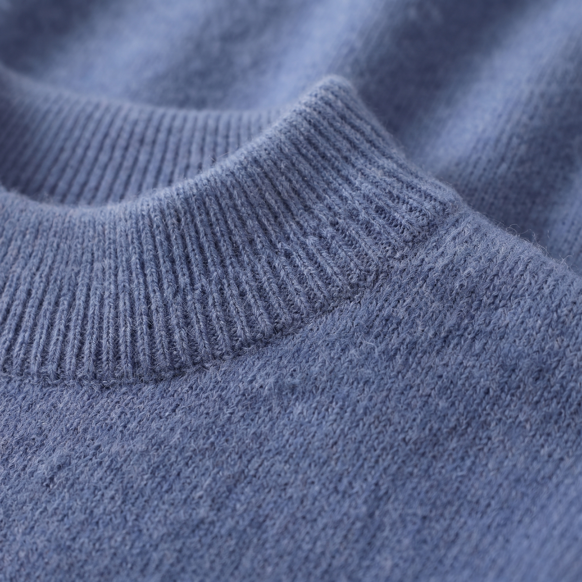 Women's Cozy Mock Neck Sweater – Soft Knit
