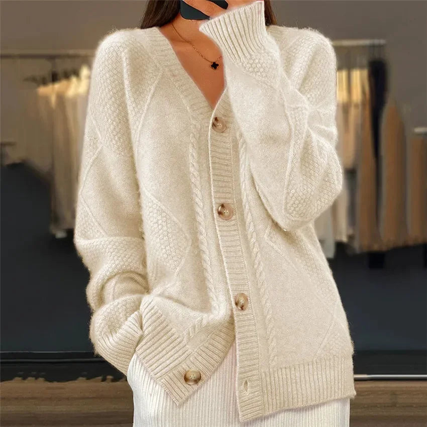 Olivia | Elegant Cashmere Cardigan – Button Front