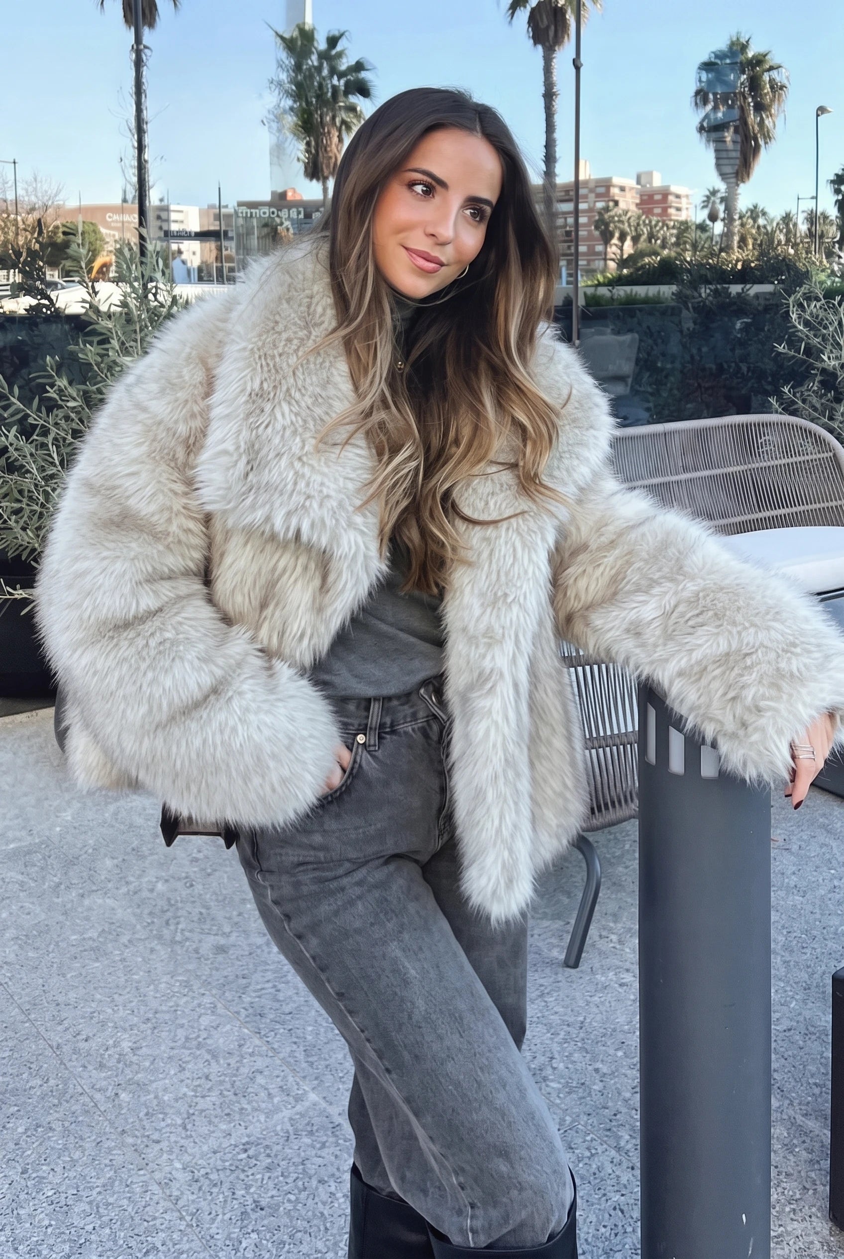 Charlotte Oversized Faux Fur Jacket – Wide Lapels