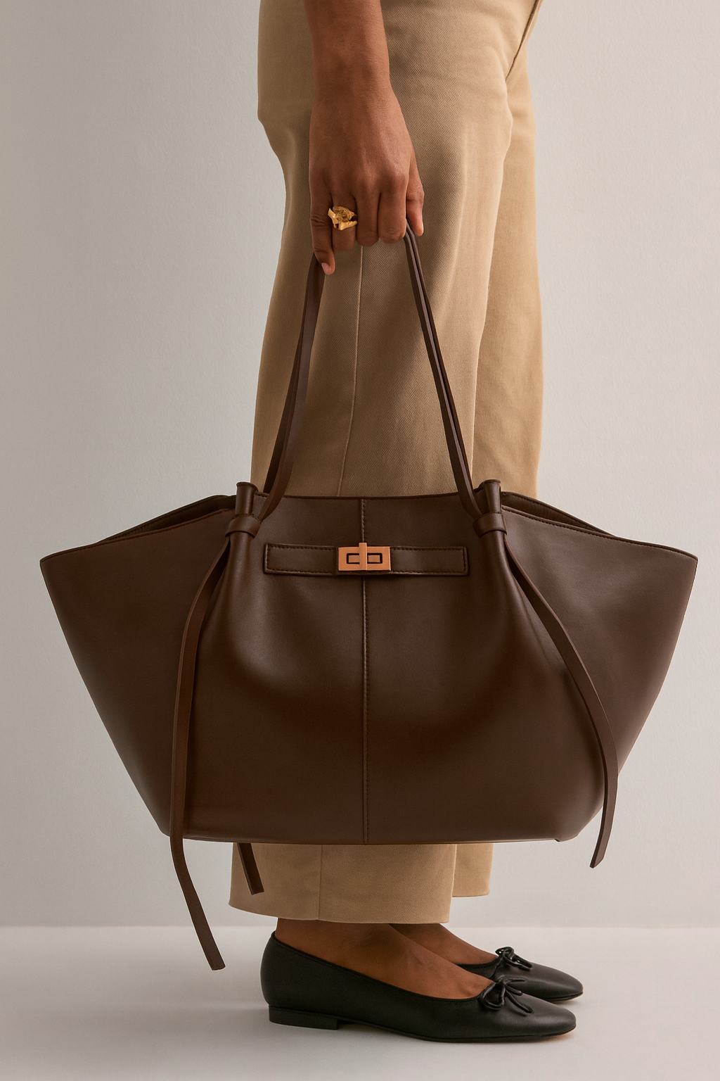 Women's Chic Large Tote Bag – Faux Leather