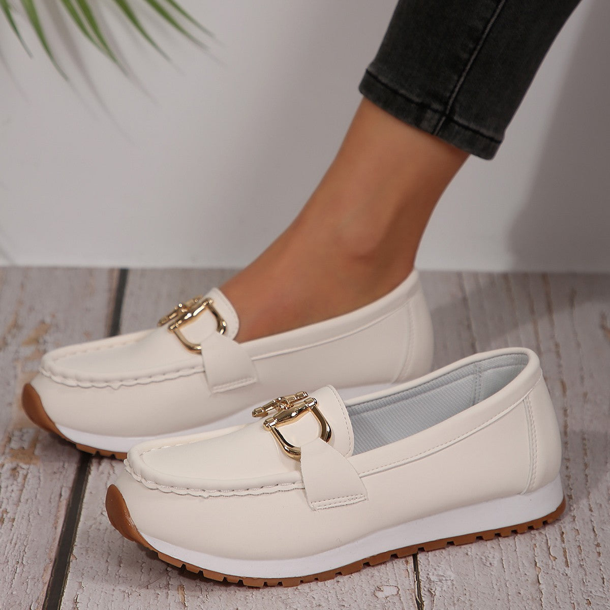 Teresa | Mocasines Casual Con Detalle Metálico