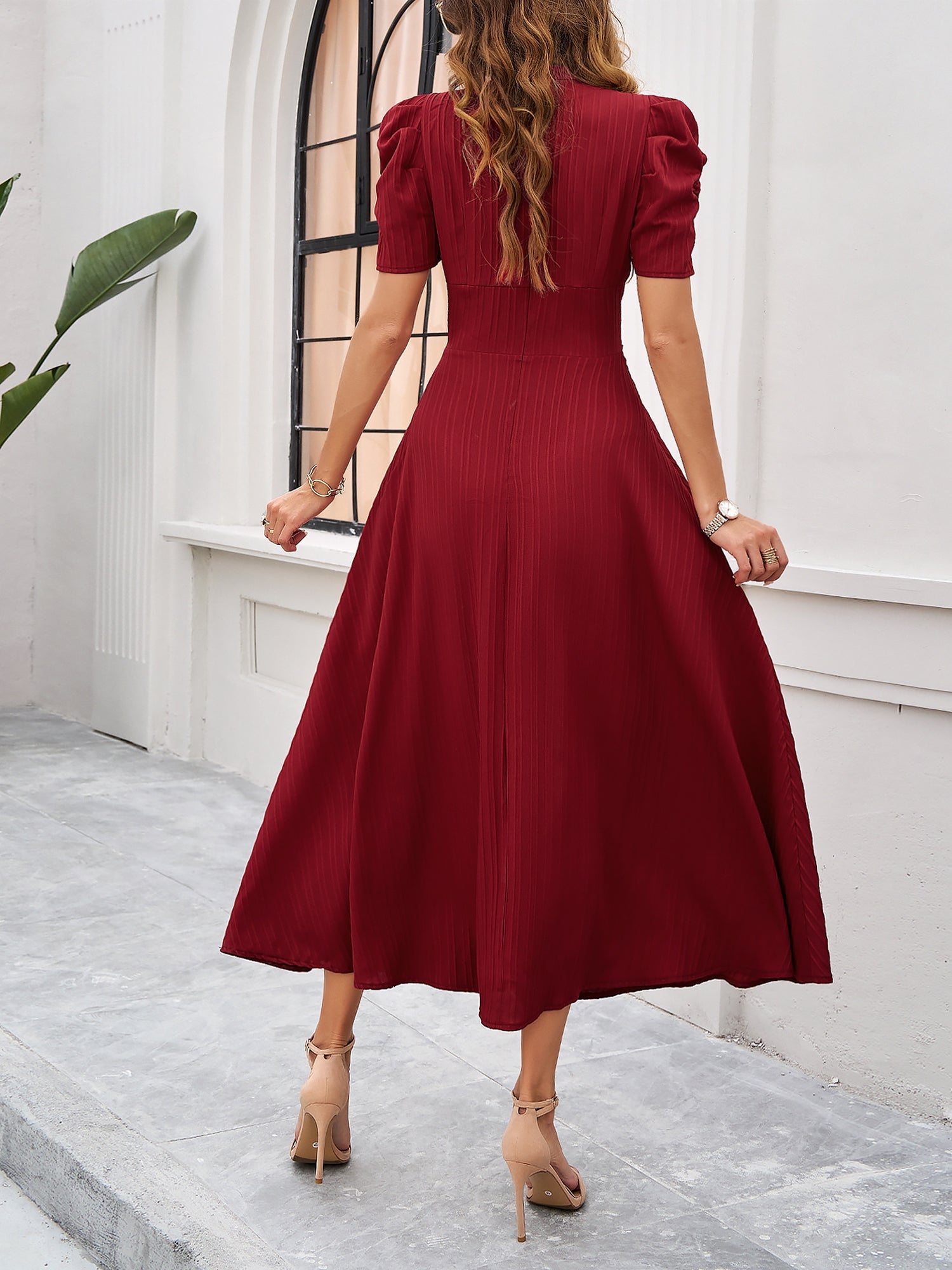 Women's Textured Puff Sleeve Midi Dress - Ruched A-Line Cinched Waist