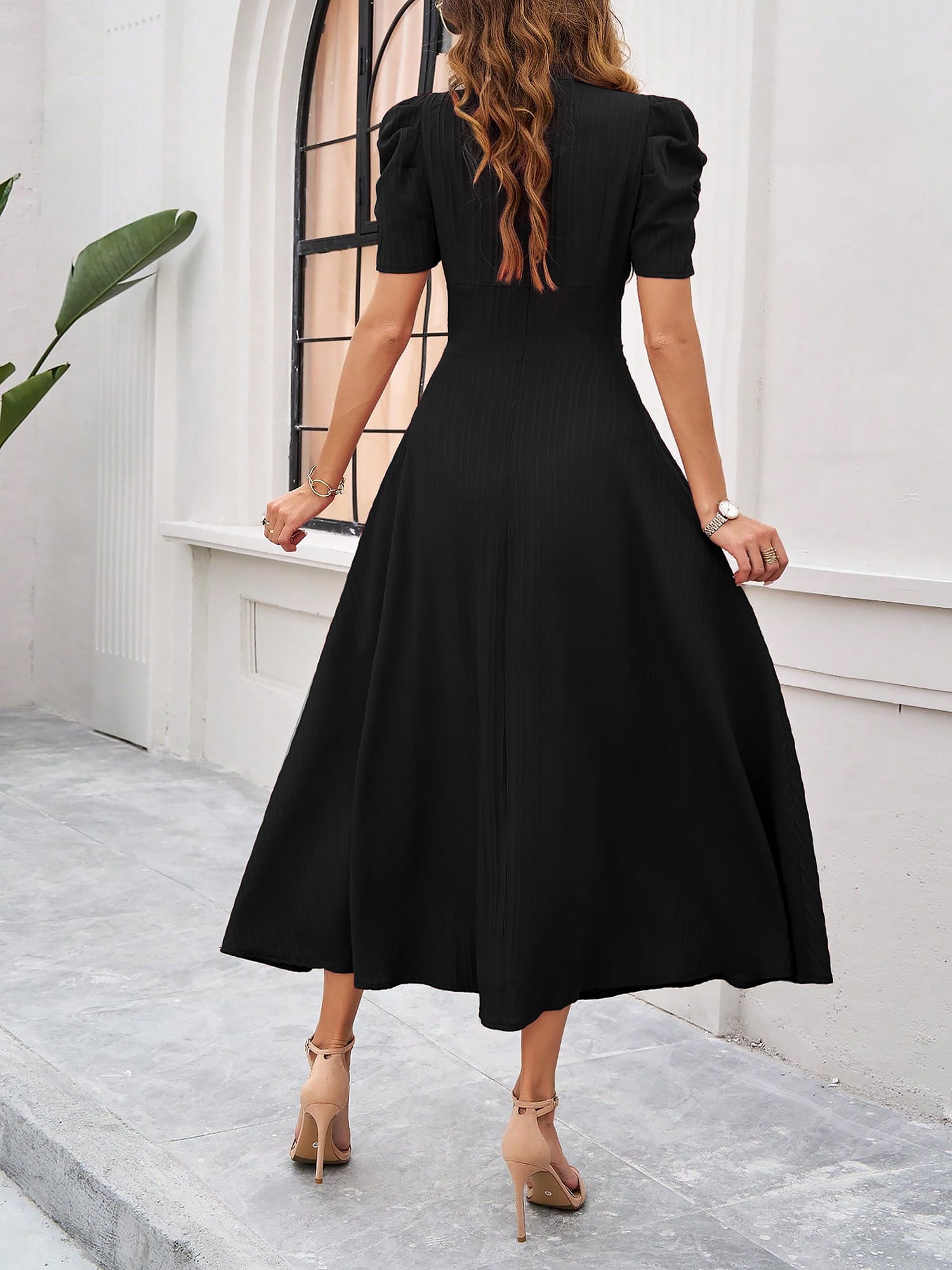 Women's Textured Puff Sleeve Midi Dress - Ruched A-Line Cinched Waist