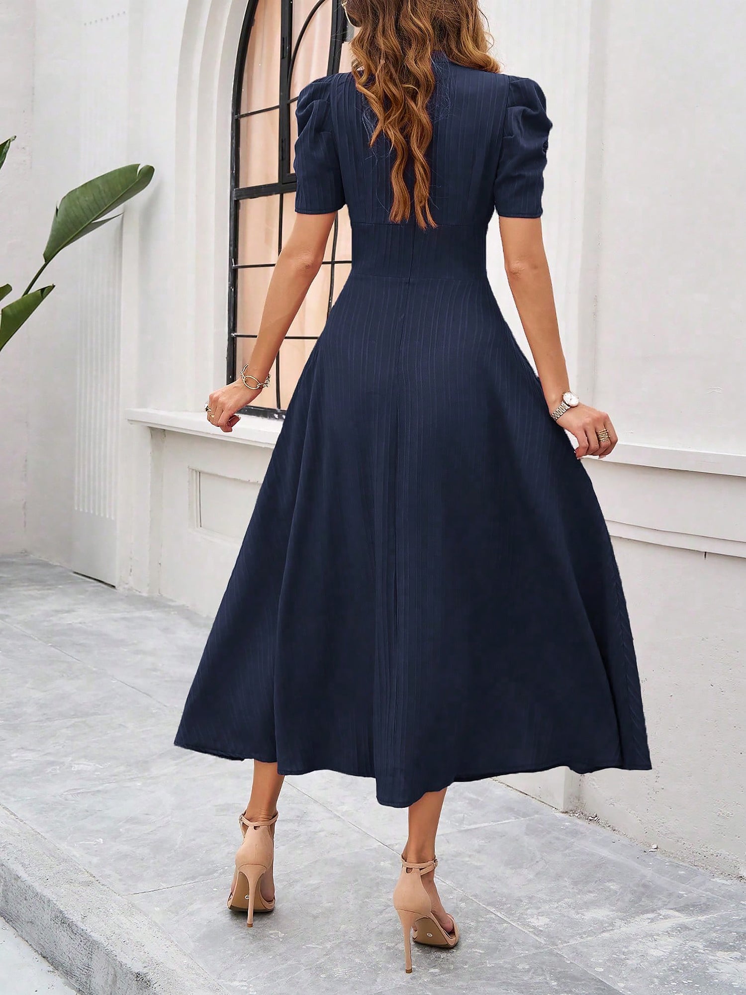 Women's Textured Puff Sleeve Midi Dress - Ruched A-Line Cinched Waist
